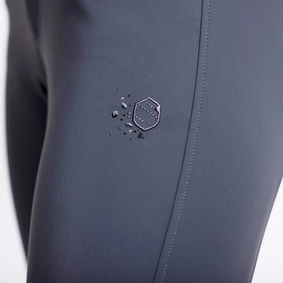 Samshield Women's Mathilde Satin Knee Patch Breeches 4 Samshield Women's Mathilde Satin Knee Patch Breeches - Image 2